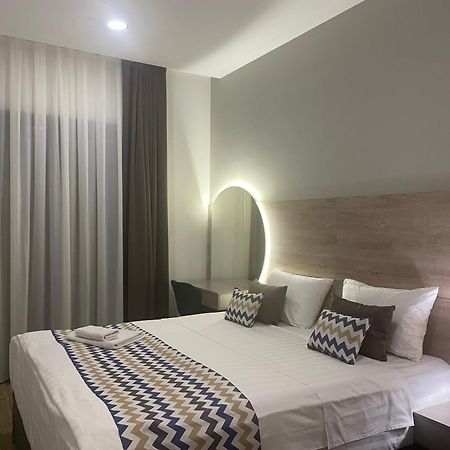 4Guest Hotel Erivan Exterior foto