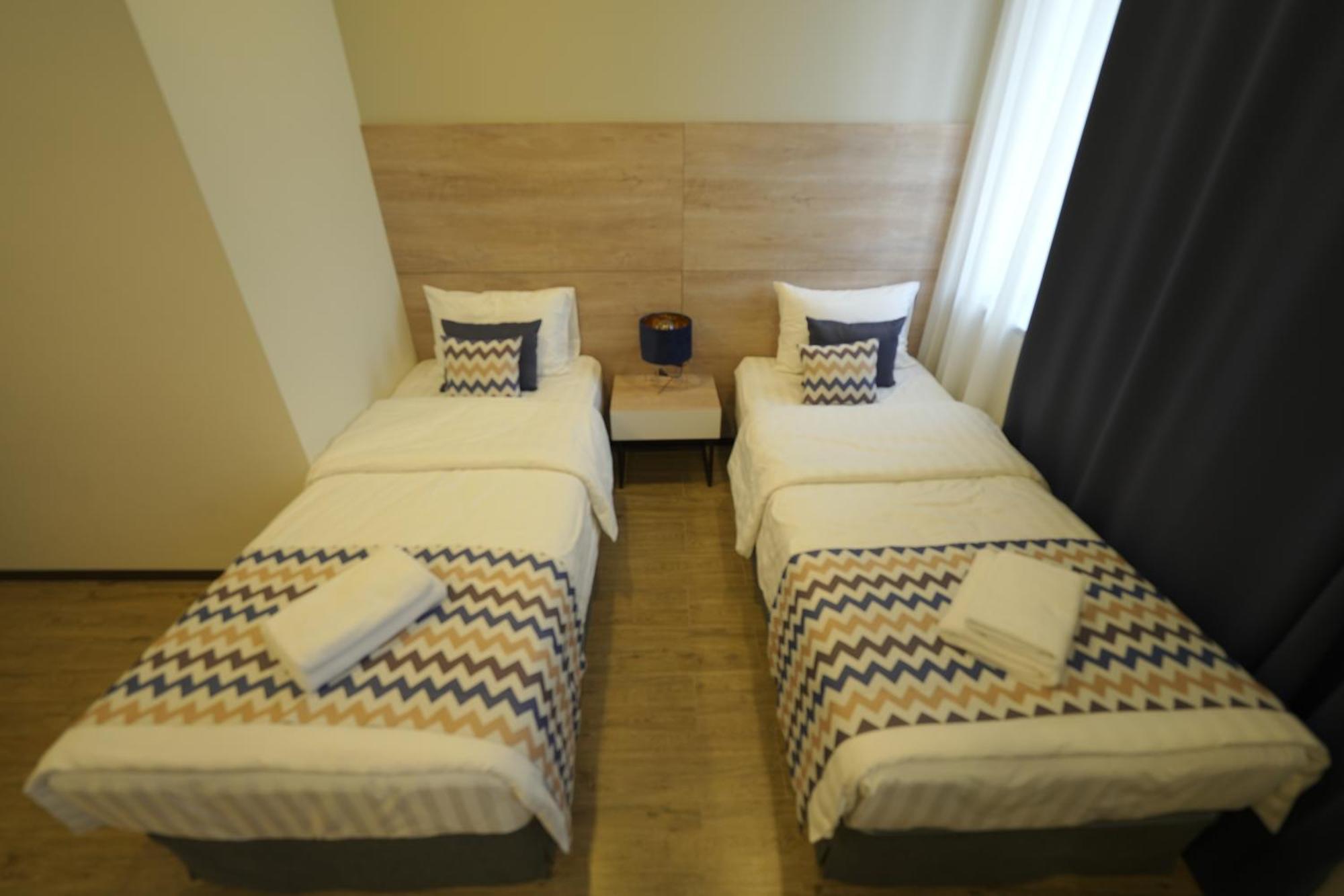 4Guest Hotel Erivan Exterior foto