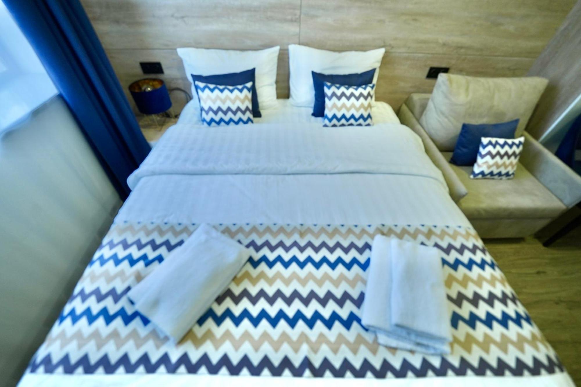 4Guest Hotel Erivan Exterior foto