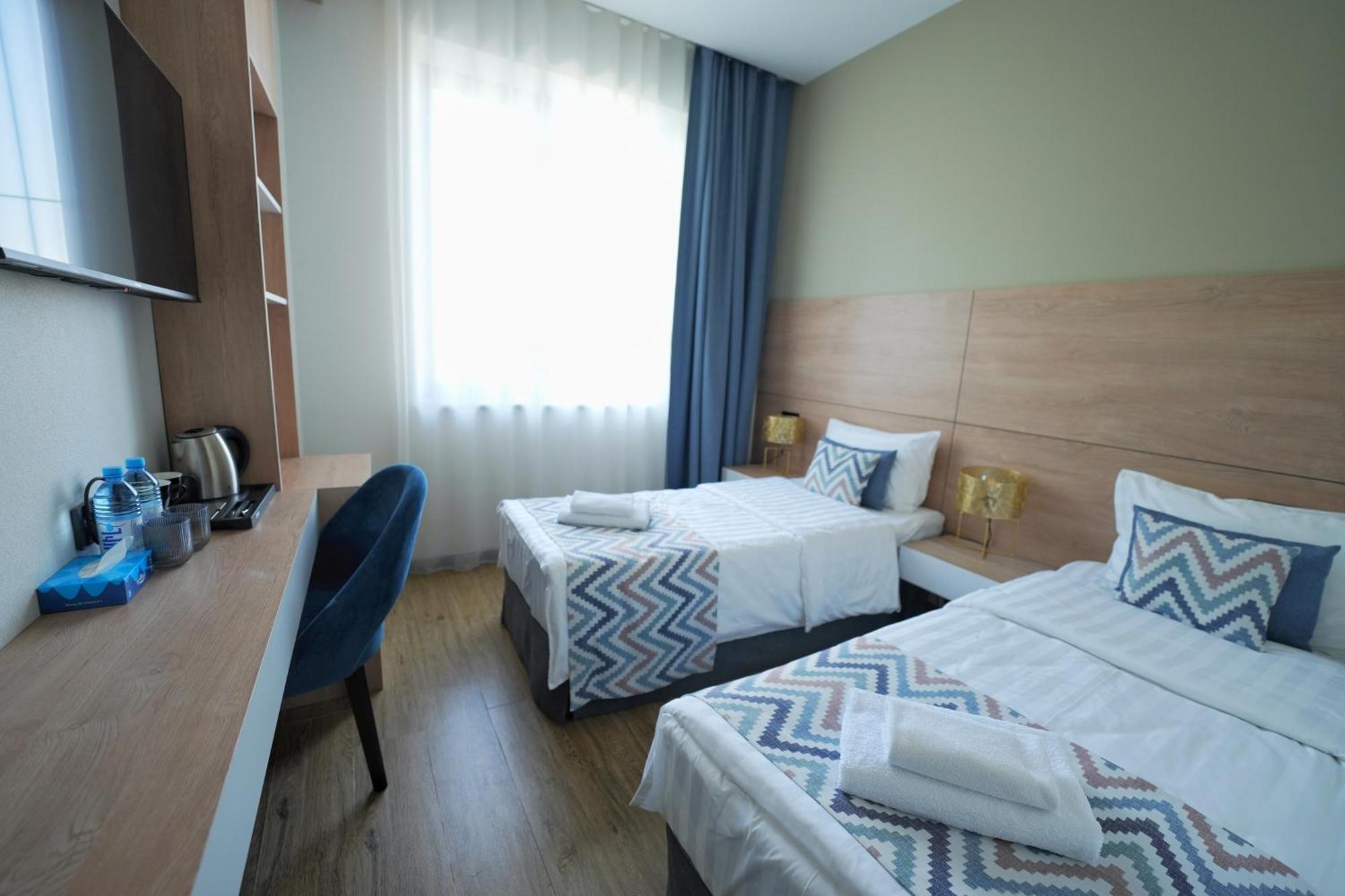 4Guest Hotel Erivan Exterior foto
